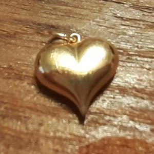 14 K Yellow Gold Puff Heart